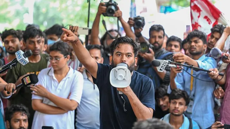 f50a0480 839b 11f1 8c34 fb0b540950a3.jpg - India's cockroach protesters set to march to parliament